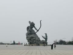 -巴陵广场