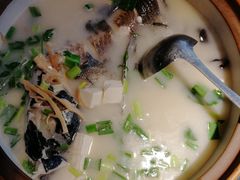 -姜君·千岛湖鱼头馆(浦东大道店)