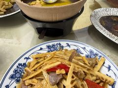 -天天向上素食餐厅(五台山店)