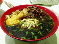 -小龙大肉面馆