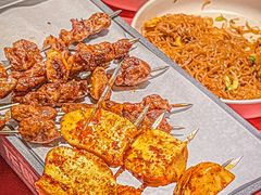 -龙巢盱眙龙虾·牛蛙·烧烤宵夜(八卦岭店)