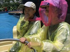 -七彩云南欢乐世界