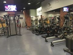 -VLines耀能运动Space&Flow(国贸店)