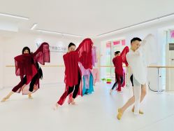 -佑宁舞蹈工作室