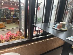 -桥边小楼·手工云南菜·古城观景小楼
