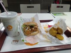 -华莱士·全鸡汉堡(四道街店)