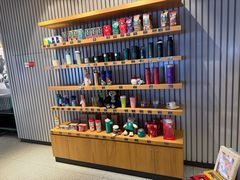 -星巴克(北京新奥购物中心店)