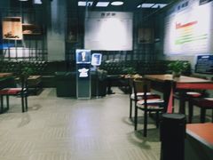 -都市枪神实弹射击俱乐部