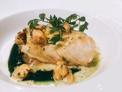橄榄油慢煮海鲈鱼-Le Comptoir de Pierre Gagnaire
