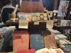 -良友书坊(安徽路店)
