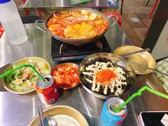 芝士肥牛年糕火锅-Meet Sun韩式大排档(五一广场7MALL店)