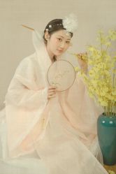 -虞美人汉服摄影