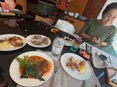 -东方红海鲜百汇(国际大厦店)