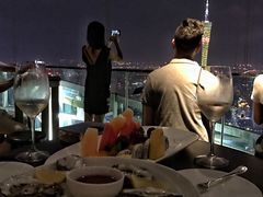 -广州柏悦酒店·悦吧·顶楼露天酒吧