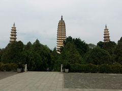 -三塔倒影公园