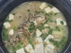 -土砂锅生态山庄·非遗砂锅雅鱼