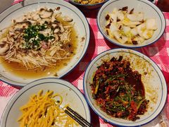 -荆九爷爆炒桥头三嫩(云南北路店)