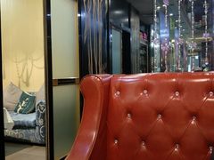 -外滩风尚(漪汾街店)