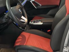 -上海宝信宝马4S店