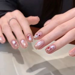 -桃色美甲沙龙