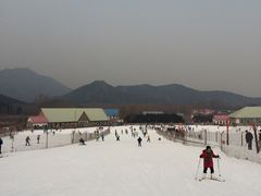 -十三陵雪世界滑雪场