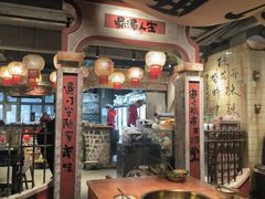 -周小明火锅(黑金冠社区店)