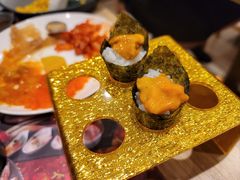 海膽手捲-御满屋日本料理