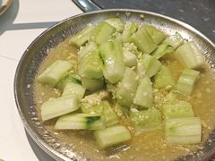 -休记光头香辣蟹干锅(绵竹店)
