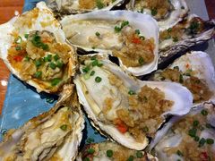 烤蒜茸中蚝-千岛蚝高压锅生蚝·人参火锅(白云万达店)