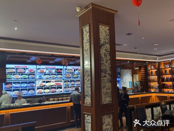 八府香鸭·啫啫煲(华山路店)图片