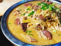 -鱼窝棚柴火铁锅炖(富山屯店)