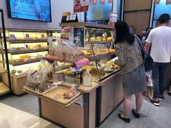 面包甜点陈列柜-山崎面包(苏州中心店)