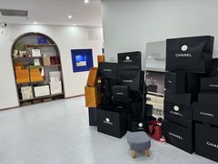 -聚云奢二手奢侈品黄金手表包包回收·中古店(三里屯总店)