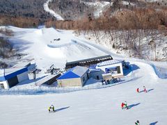 -亚布力新体委滑雪场