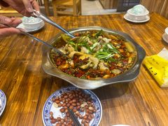 -乡土特色.冷锅鱼.牦牛肉汤锅