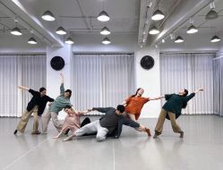 -深舞形体民族舞蹈工作室