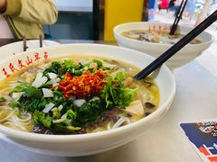 -文山荷鲜居(翠湖店)
