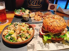 -FAT COW(虹梅路店)