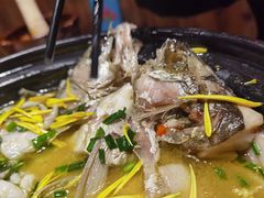 -老滇山寨•云南特色菜•地方菜•民族风情歌舞表演(金碧店)