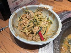 -山河屯铁锅炖·非遗东北菜(南山店)
