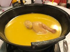 -鲜入围煮花胶鸡海鲜火锅