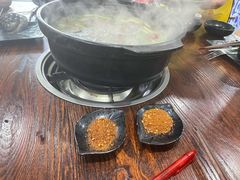 -陆记牛庄·碳锅龙虾烧烤(爱上花园店)
