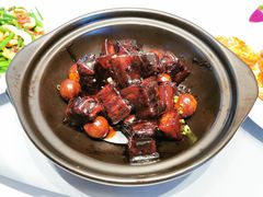杭派红烧肉-一澜江宴·江景地标楚菜(江滩公园店)