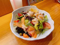海鲜色拉-VITELLO意大利料理(崂山路店)