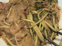 手工东北大拉皮-关东小磨东北菜(漕河泾印象城店)