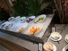 -海口绿发希尔顿酒店-田园汇自助餐·三文鱼·海鲜