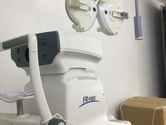 -视野联行眼镜•蔡司•依视路(温江店)