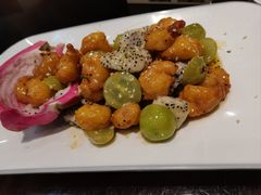 -德彪酒馆围炉串串
