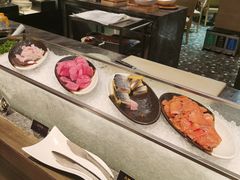 自助取餐区-金海湾自助餐厅(金陵饭店)