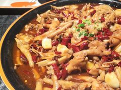 -胖哥俩肉蟹煲(长沙高铁吾悦广场店)